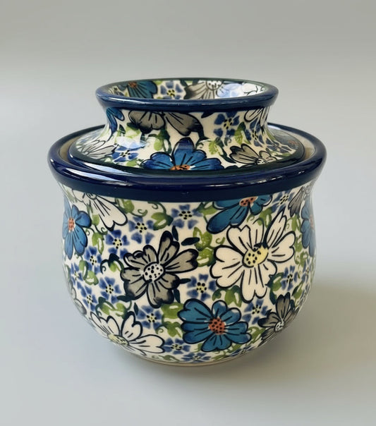 Polish Pottery Butter Bell, Zaklady